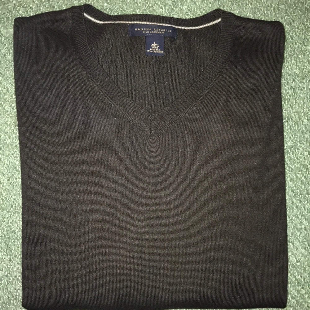 Banana Republic Men's Silk & Cashmere V-Neck